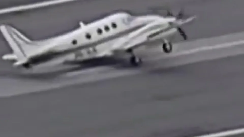 Aeronave tomba durante pouso no Aeroporto da Pampulha; vídeo