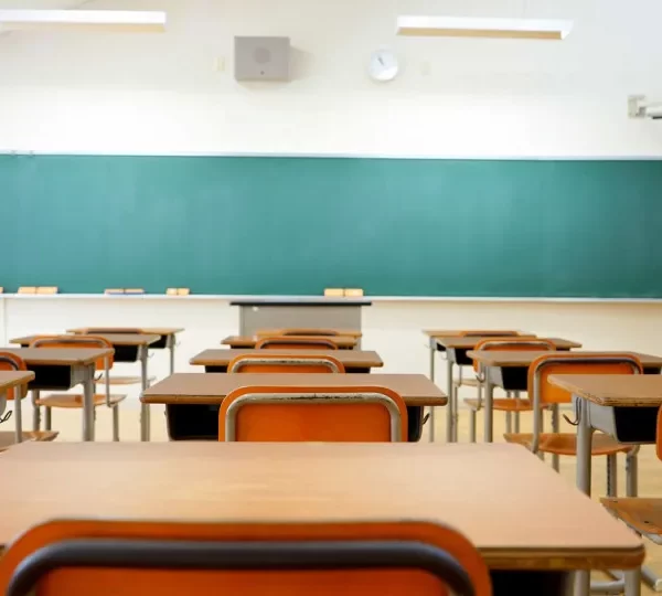 Deputados de SC aprovam fim de cotas raciais em universidades estaduais