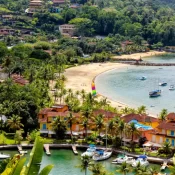 Explosão em lancha deixa ao menos cinco feridos em Angra dos Reis