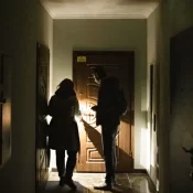 Idosa ficou 6 dias sem luz, mas recebeu conta para pagar