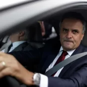 Jatinho que transportava Aécio permanece no aeroporto de Guarulhos quase 9 anos após acidente