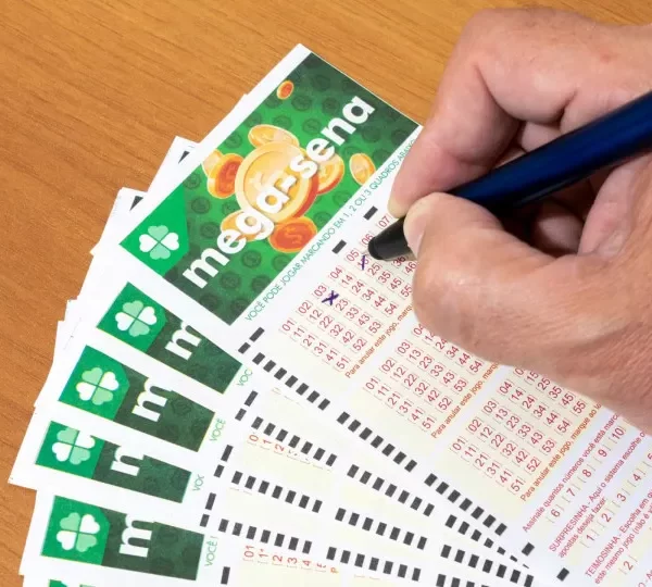 Quão improvável é ganhar na Mega da Virada