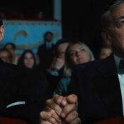 Adam Sandler como Ron Sukenick e George Clooney como Jay Kelly em cena que comoveu George Clooney