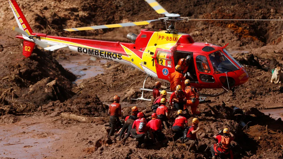 Bombeiros encerram buscas por vítimas sete anos após tragédia de Brumadinho