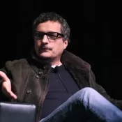 Entrega de troféu do Critics Choice para 'O Agente Secreto' repercute mal nas redes