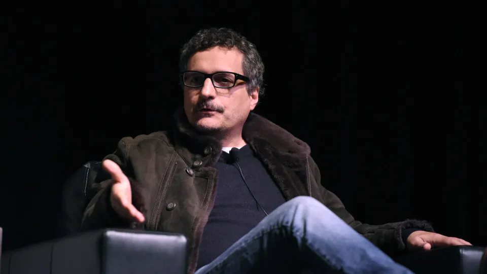 Entrega de troféu do Critics Choice para 'O Agente Secreto' repercute mal nas redes