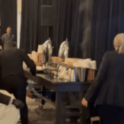 Funcionários evitam incêndio no Globo de Ouro