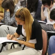 Fuvest divulga notas de corte da primeira fase do vestibular 2026