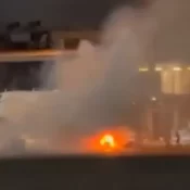 Incêndio obriga à evacuação de um avião em Guarulhos; veja o momento!