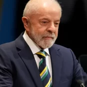 Lula aos homens que 'fazem guerra': é mais barato ajudar o clima do que fazer guerras
