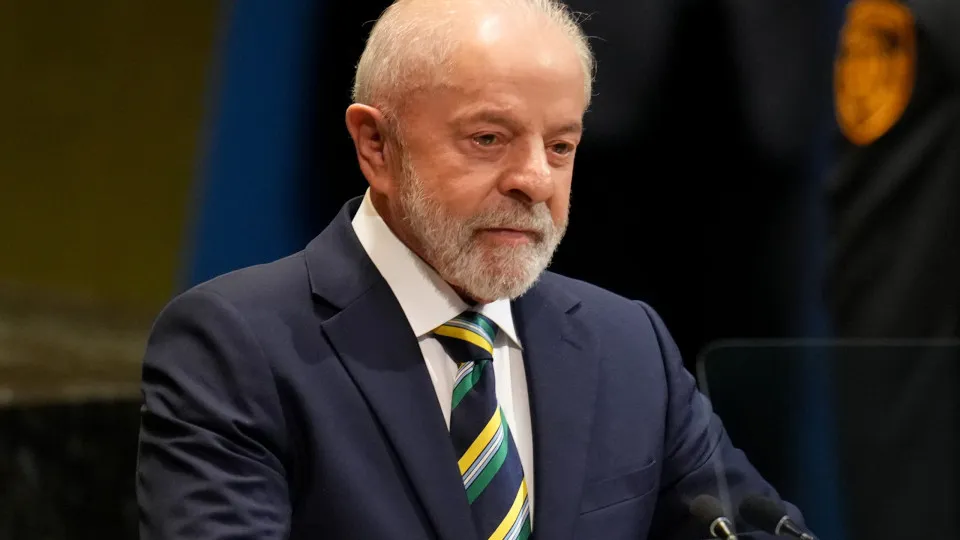 Lula aos homens que 'fazem guerra': é mais barato ajudar o clima do que fazer guerras