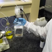 Primeiro caso de intoxicação por metanol em licor é confirmado em SP