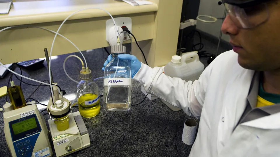 Primeiro caso de intoxicação por metanol em licor é confirmado em SP