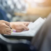 Salários de até R$ 30 mil: os concursos previstos para 2026