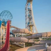 Salva-vidas morre em parque aquático no interior de SP