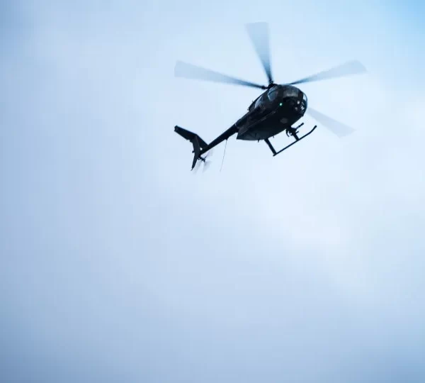 Três pessoas morrem em queda de helicóptero no Rio de Janeiro