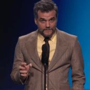 Wagner Moura apresentou o prêmio de melhor direção de fotografia no Film Independent Spirit Awards