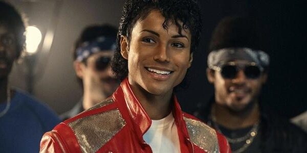 Jaafar Jackson como Michael Jackson para o filme biográfico