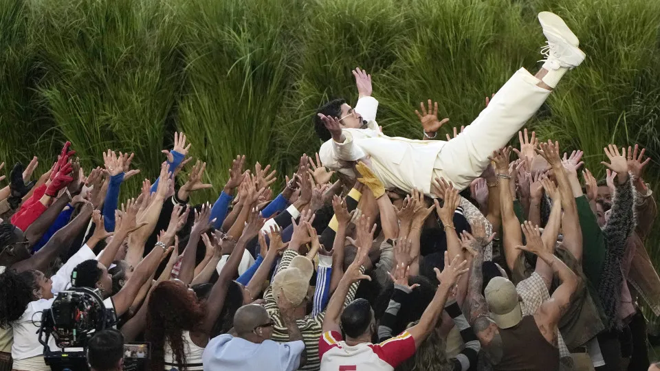 Bad Bunny faz shows de 'Debí Tirar Más Fotos' em SP; veja agenda da semana