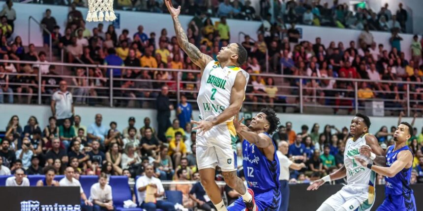 Brasil mantém 100% de aproveitamento nas Eliminatórias para a Copa