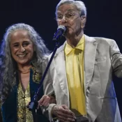 Caetano e Bethânia levam o Grammy de Melhor Álbum de Música Global