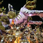Mocidade Alegre é a grande campeã do desfile das escolas de samba de São Paulo de 2026