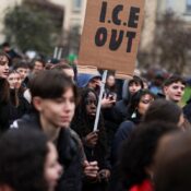 Protestos contra ICE ocorrem em Milão antes da abertura da Olimpíada