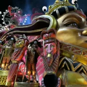 Segunda noite de Carnaval tem desfiles equilibrados em São Paulo