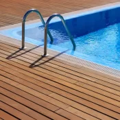 Sócio passava instruções sobre produtos para piscina por mensagem, diz manobrista à polícia