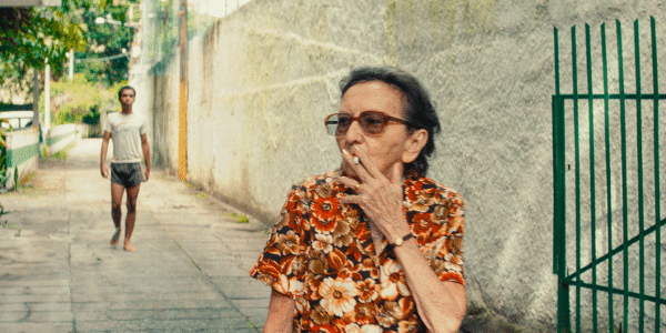 Tânia Maria se emocionou com sessão especial de