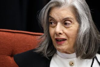 Vôlei: Cármen Lúcia libera participação de Tiffany em jogo em Londrina