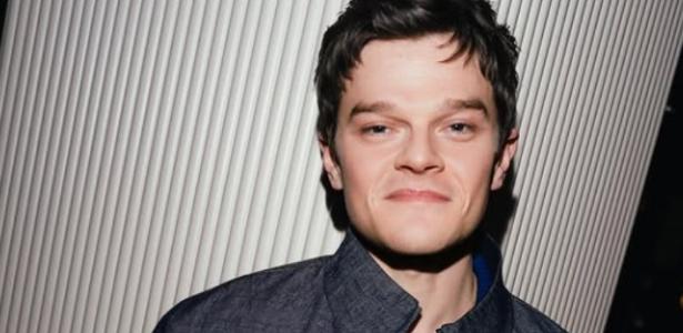 Robert Aramayo venceu duas categorias do Bafta 2026