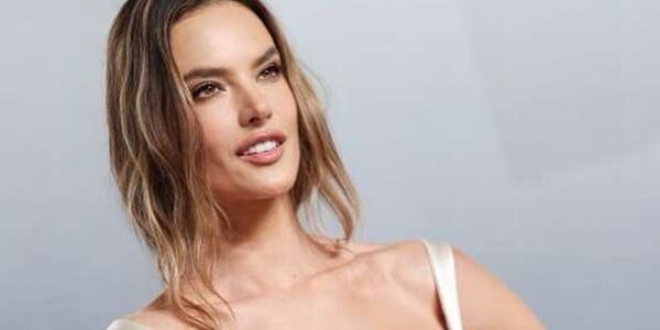 Alessandra Ambrosio marcou presença no afterparty do Oscar 2026
