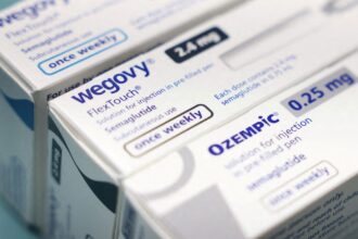 Ao lado de Lula, Eduardo Paes anuncia Ozempic na rede pública do Rio