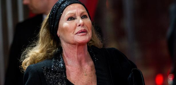 Ursula Andress acusa um ex-gestor de fortuna de roubar seu dinheiro
