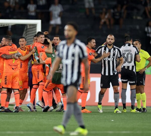 Botafogo cai para o Barcelona e fica fora da Libertadores