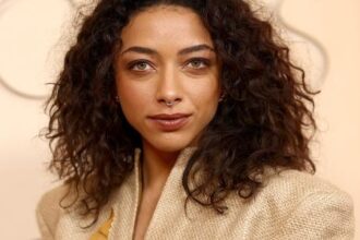 Alice Carvalho usou broche em homenagem à América Latina