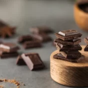 Câmara aprova novo percentual mínimo de cacau para chocolate e acaba com amargo e meio amargo