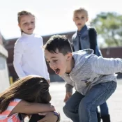Crianças de 5 a 9 anos lideram alta de internações por saúde mental em SP