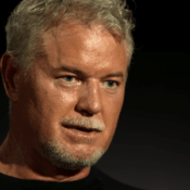 Eric Dane faleceu aos 53 anos, em fevereiro de 2026