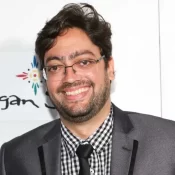 Fernando Caruso integra elenco de musical de Percy Jackson que estreia em outubro