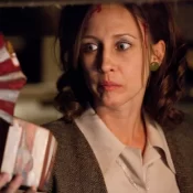 Filmes de terror inspirados em histórias reais: Uma boneca pegou fogo no Rio de Janeiro