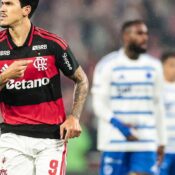 Flamengo vence Cruzeiro com gols de Pedro e Carrascal