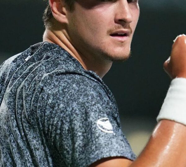 João Fonseca estreia bem e terá Kahachanov pela frente em Indian Wells