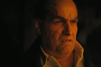 Quem é o ator por trás desses personagens?