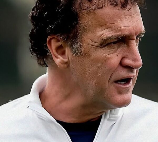 Santos anuncia Cuca como novo técnico, horas após demitir Vojvoda