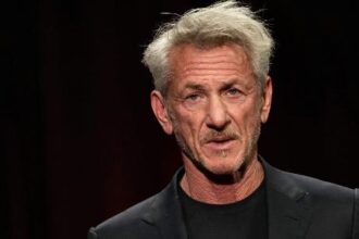 Sean Penn no Lumiere Film Festival, em outubro de 2025