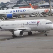 Após problemas técnicos, avião voa em círculos e precisa retornar ao aeroporto de Guarulhos