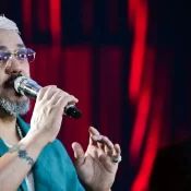 Belo e Xamã fazem show em São Paulo com elenco de 'Três Graças'