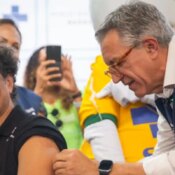 Campanha contra o sarampo visa evitar casos importados durante a Copa